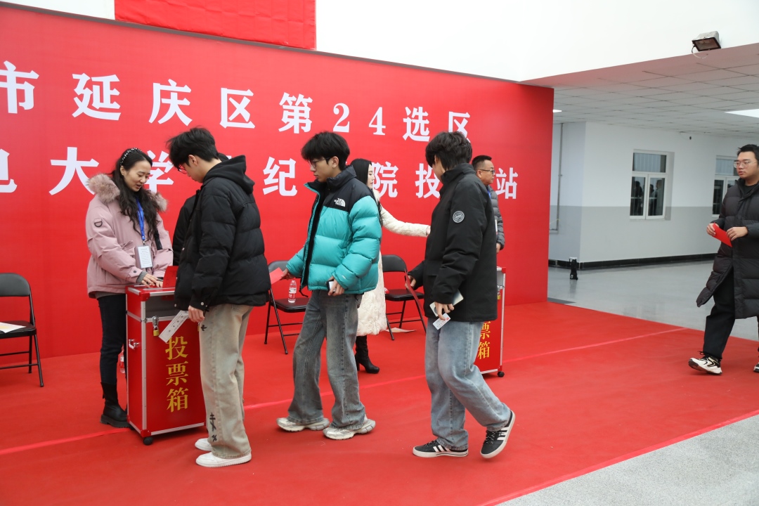 B53A7363.JPG B53A7363.JPG