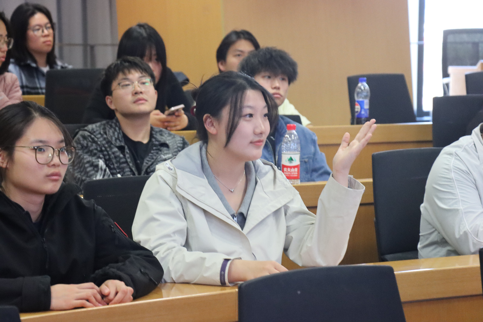 IMG_3240.JPG IMG_3240.JPG