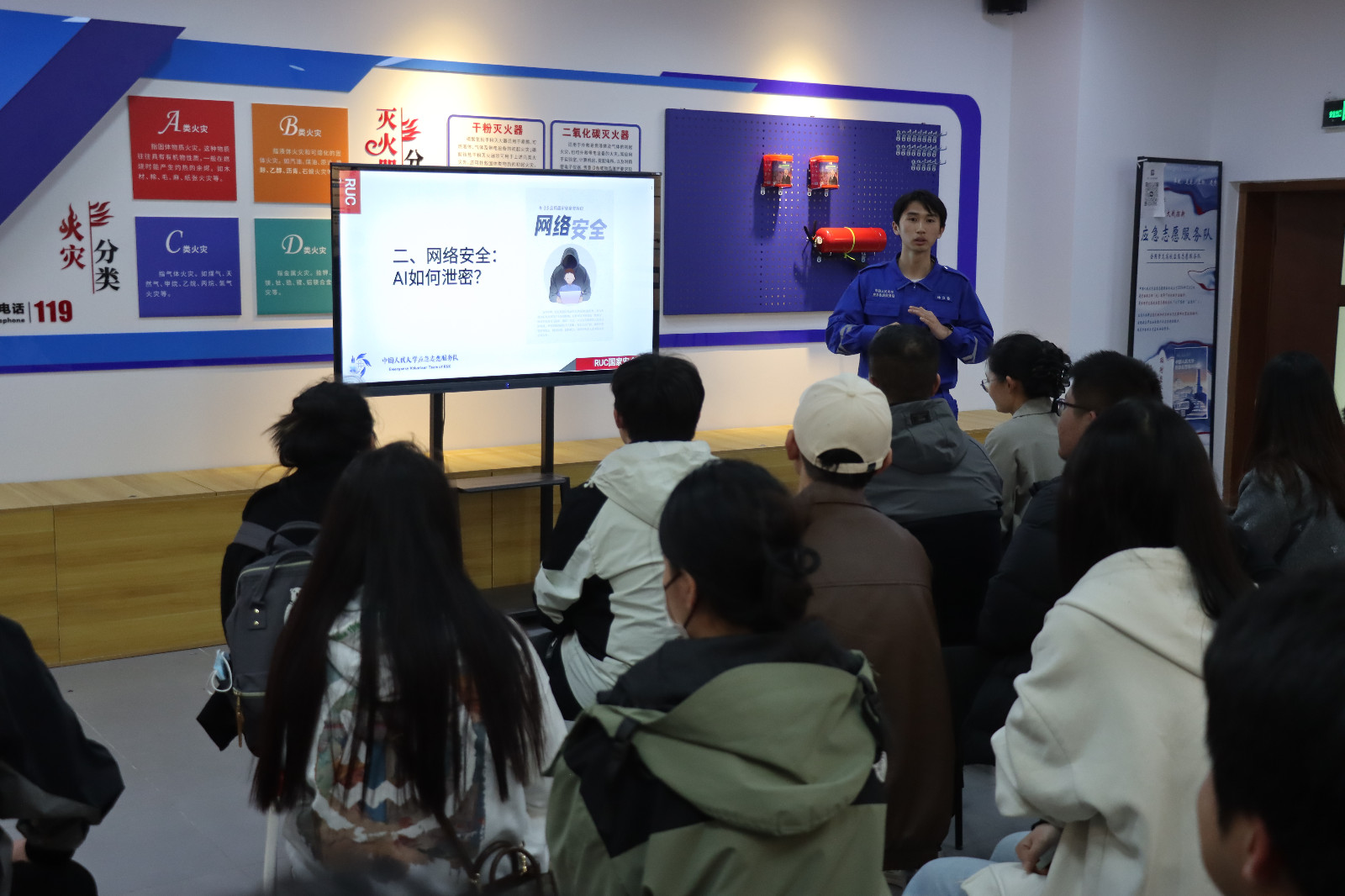 IMG_3292.JPG IMG_3292.JPG