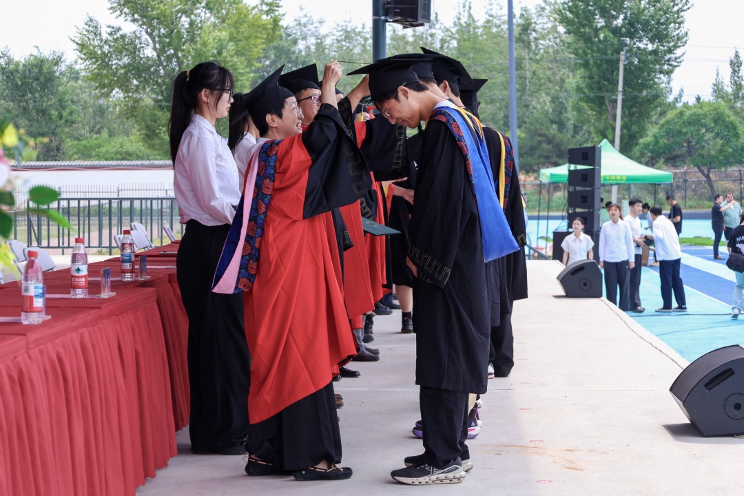 拨穗.jpg 拨穗.jpg