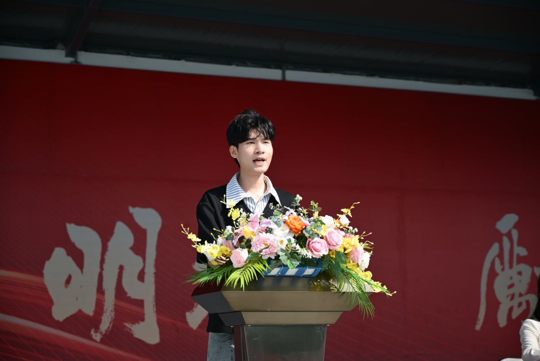 在校生.jpg 在校生.jpg