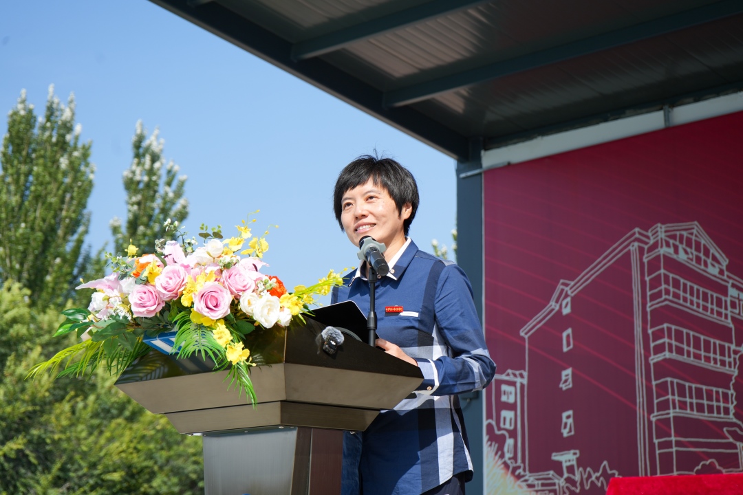 教师.jpg 教师.jpg